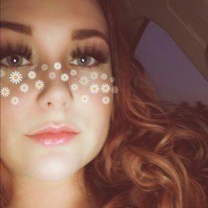 Meet your Posher, Traci